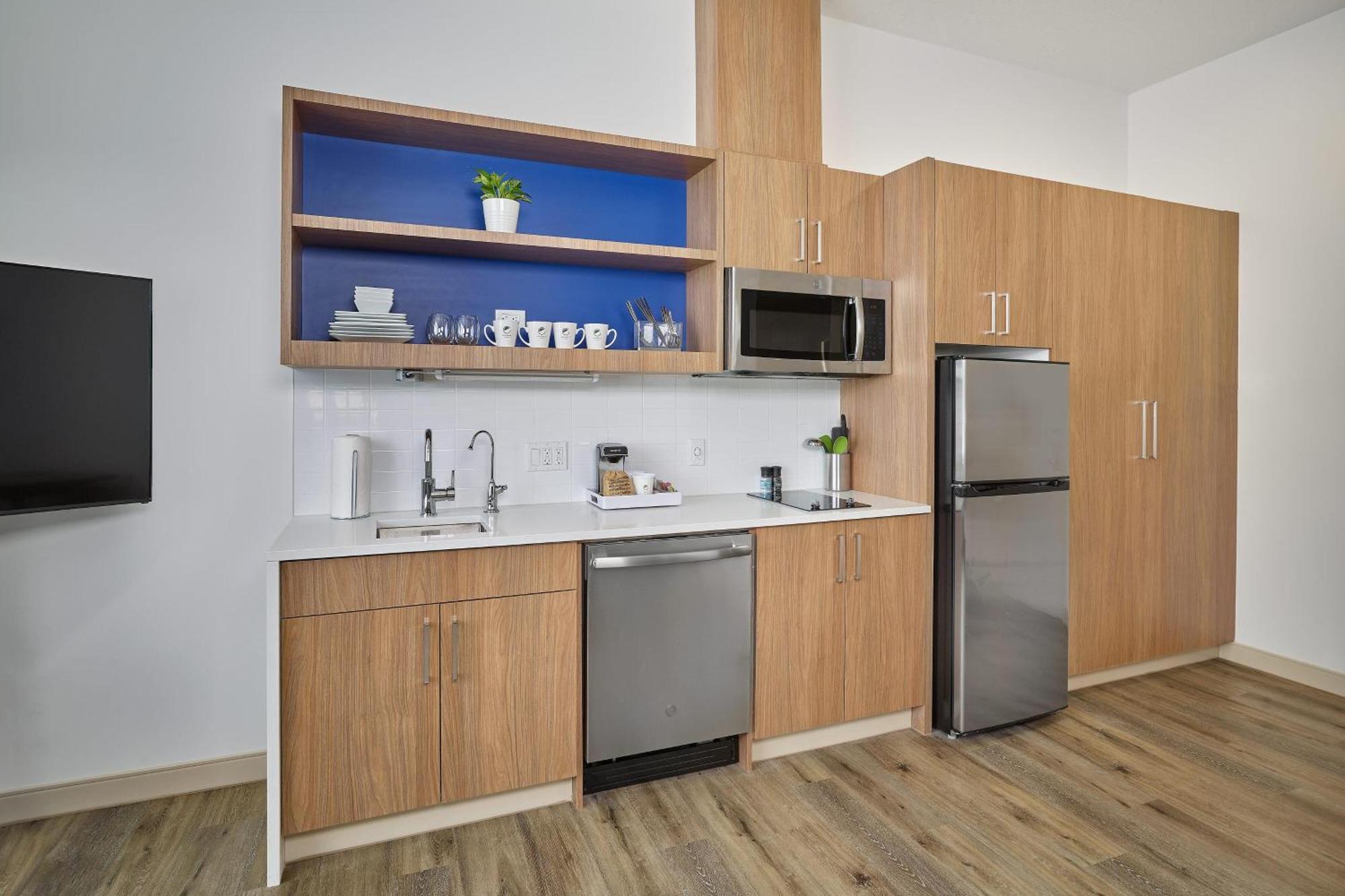 Element Edmonton West Hotel Kültér fotó