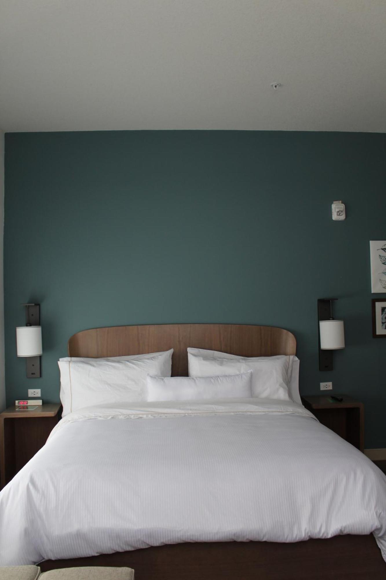 Element Edmonton West Hotel Kültér fotó