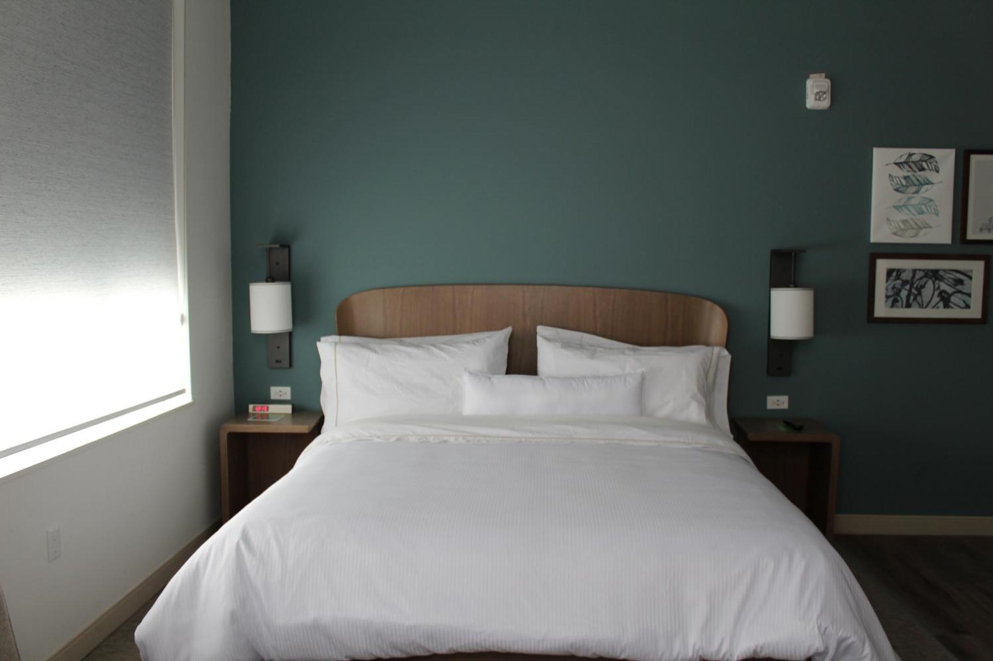 Element Edmonton West Hotel Kültér fotó